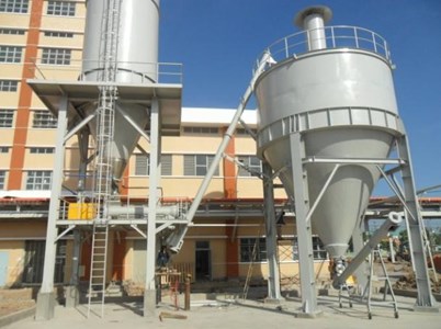 Hệ thống vít tải nguyên liệu